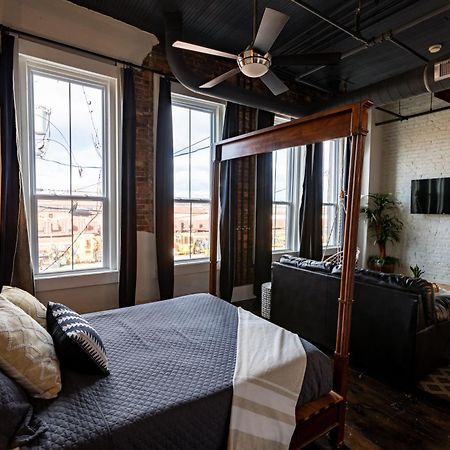 The Two Story Loft Appartement Springfield Buitenkant foto